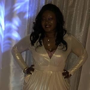 Meet your Posher, Clynethia